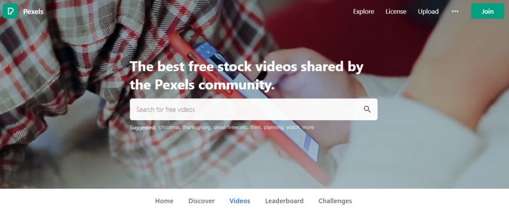 páginas-para-descargar-videos-de-stock-gratis-brandme-influencer-marketing-pexels